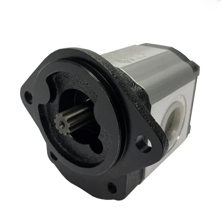 Hydraulic gear pump replacement for Bobcat 6650678 | Magister Hydraulics Hydraulic gear pump replacement for Bobcat 6650678 | Magister Hydraulics