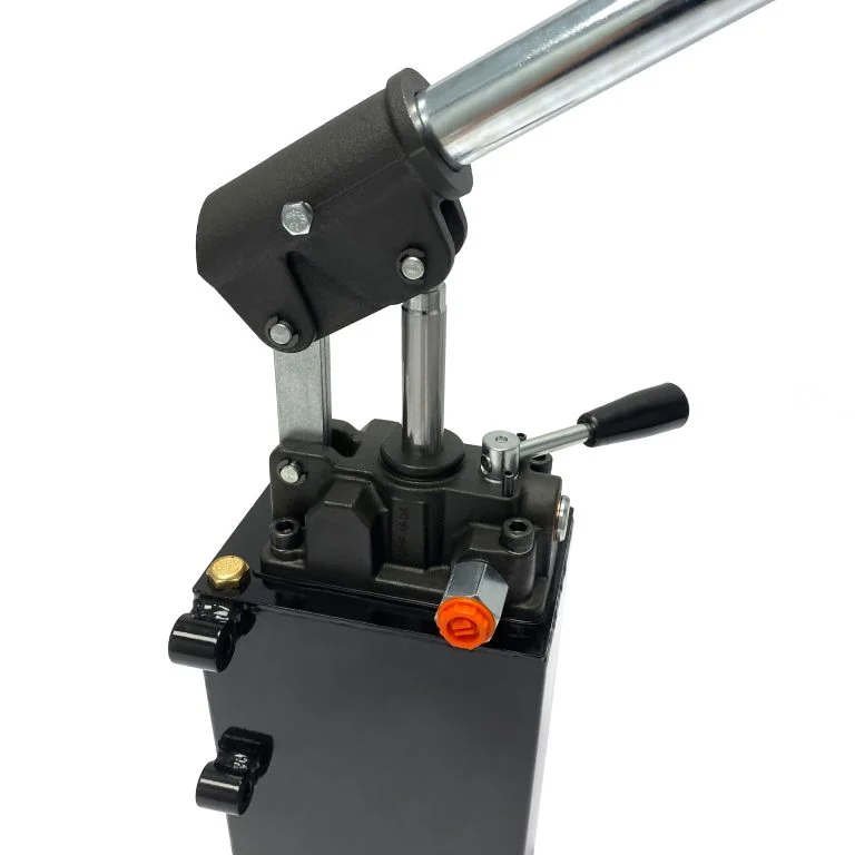 Hydraulic piston hand pump with double acting changeover valve for double acting cylinder 2.7 CID with 3 quart steel tank by Hydro-Pack | Magister Hydraulics Hydraulic piston hand pump with double acting changeover valve for double acting cylinder 2.7 CID with 3 quart steel tank by Hydro-Pack | Magister Hydraulics