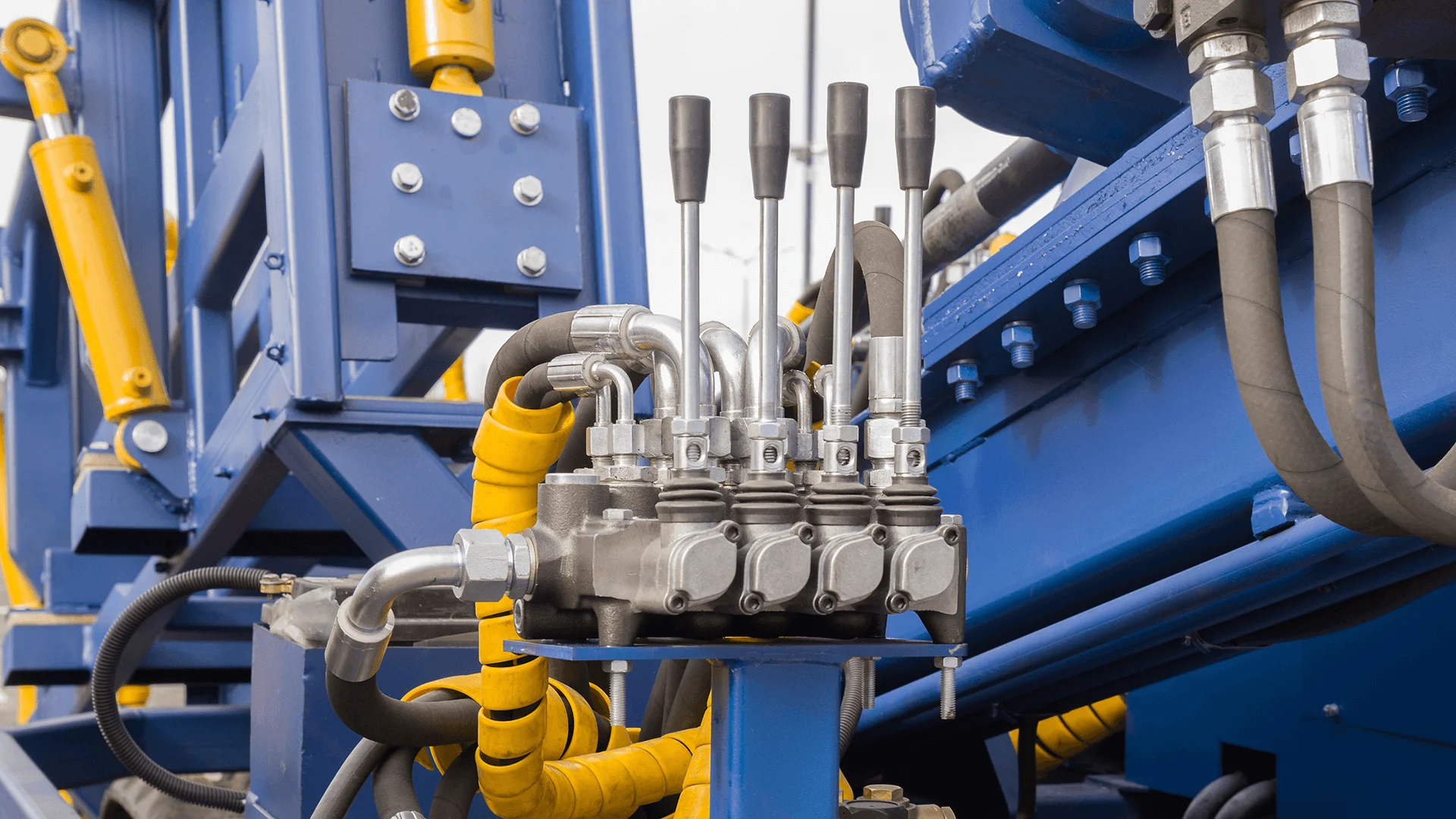 hydraulic valve illustration